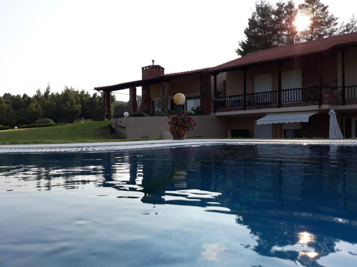 Villa Sourouko Paliouri Extérieur photo